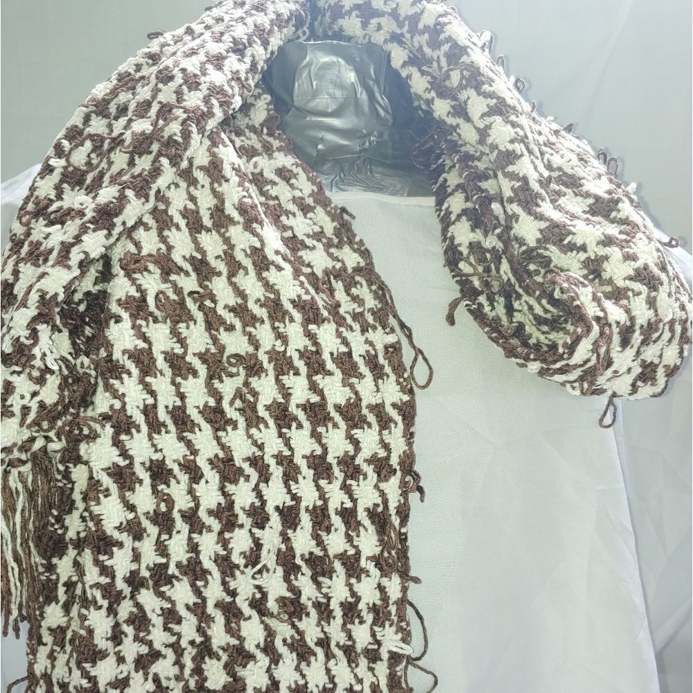 Charter Club Women's Brown/White Scarf - Picture 3 of 4